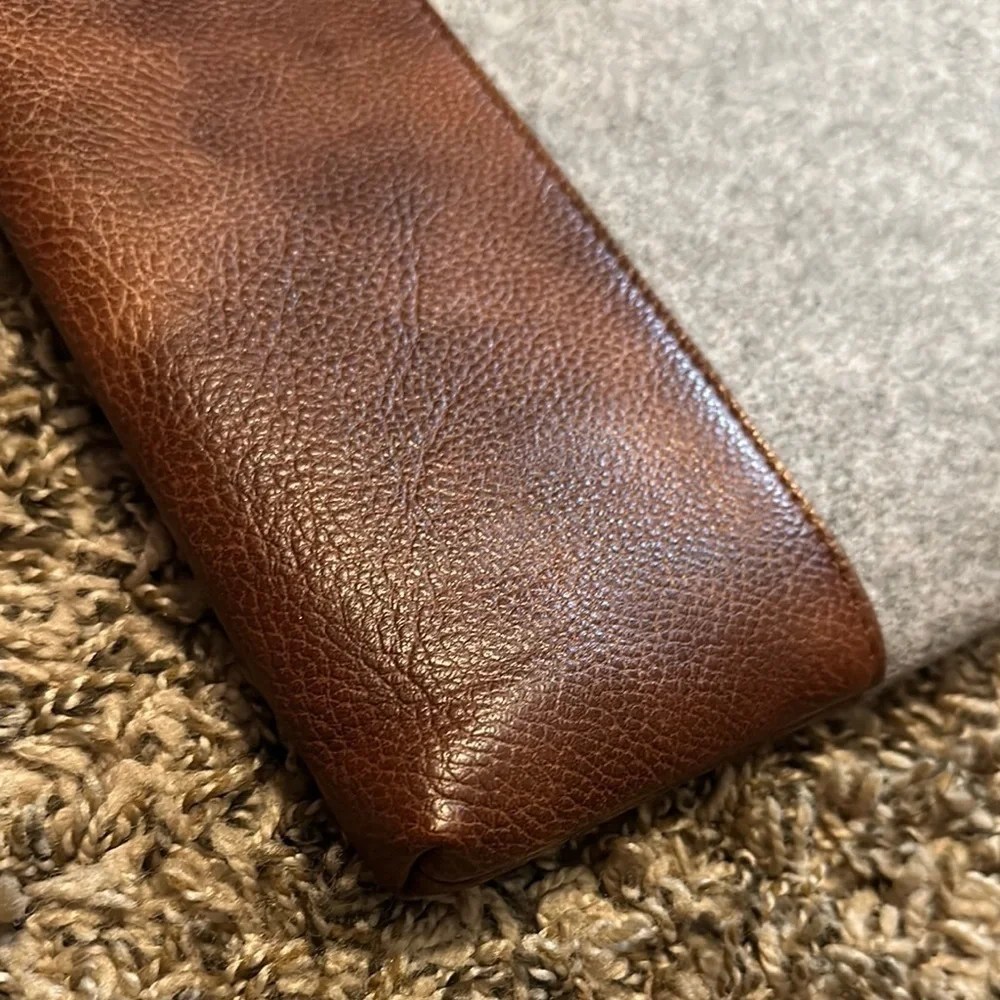 Stylish Gray and Brown Lap Top Bag - Picture 2 of 5